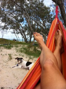 Straddie relax